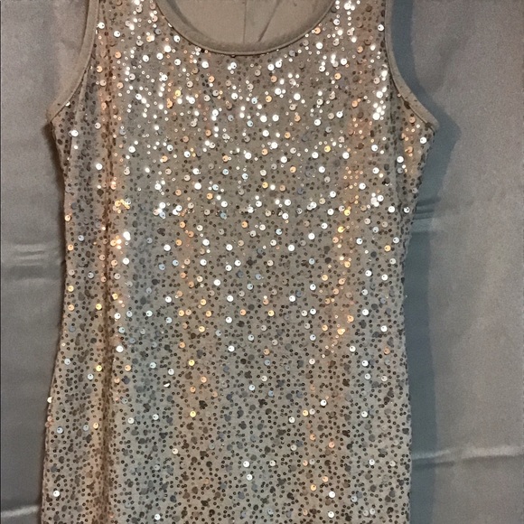 Forever 21 sequined dress - Picture 3 of 8